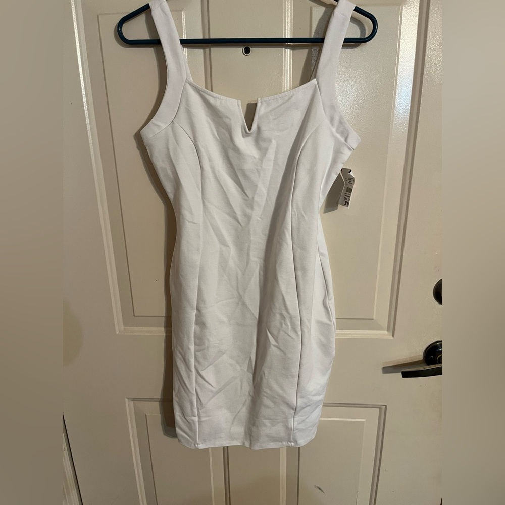 NWT POPULAR 21 WHITE TANK DRESS JRS SIZE LRG